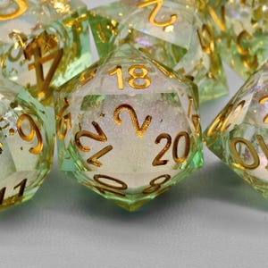 White Liquid Core DnD Dice Set, With Holographic, Unique Dungeons and Dragons Dice Set for Gifts, Mystical RPG D&D Dice Gift