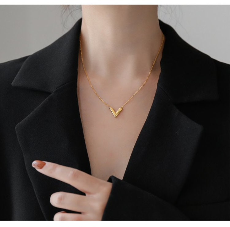 Louis Vuitton, Jewelry, Louis Vuitton Gold Essential V Necklace In Gold  Golden Brass