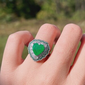 Simulated Green EMERALD RING Heart Halo Luxury Vibrant Green Emerald Halo Ring Aug Birthstone Emerald Neon Glowing Adujustable Size 6-8