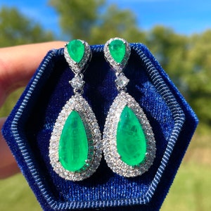 EMERALD Earring Luxury Vibrant Green Lucky Leaf Emerald Chandelier Earring Dangle Drop Super Luxury Style, Neon Glowing Aug Birthstone 18KGP