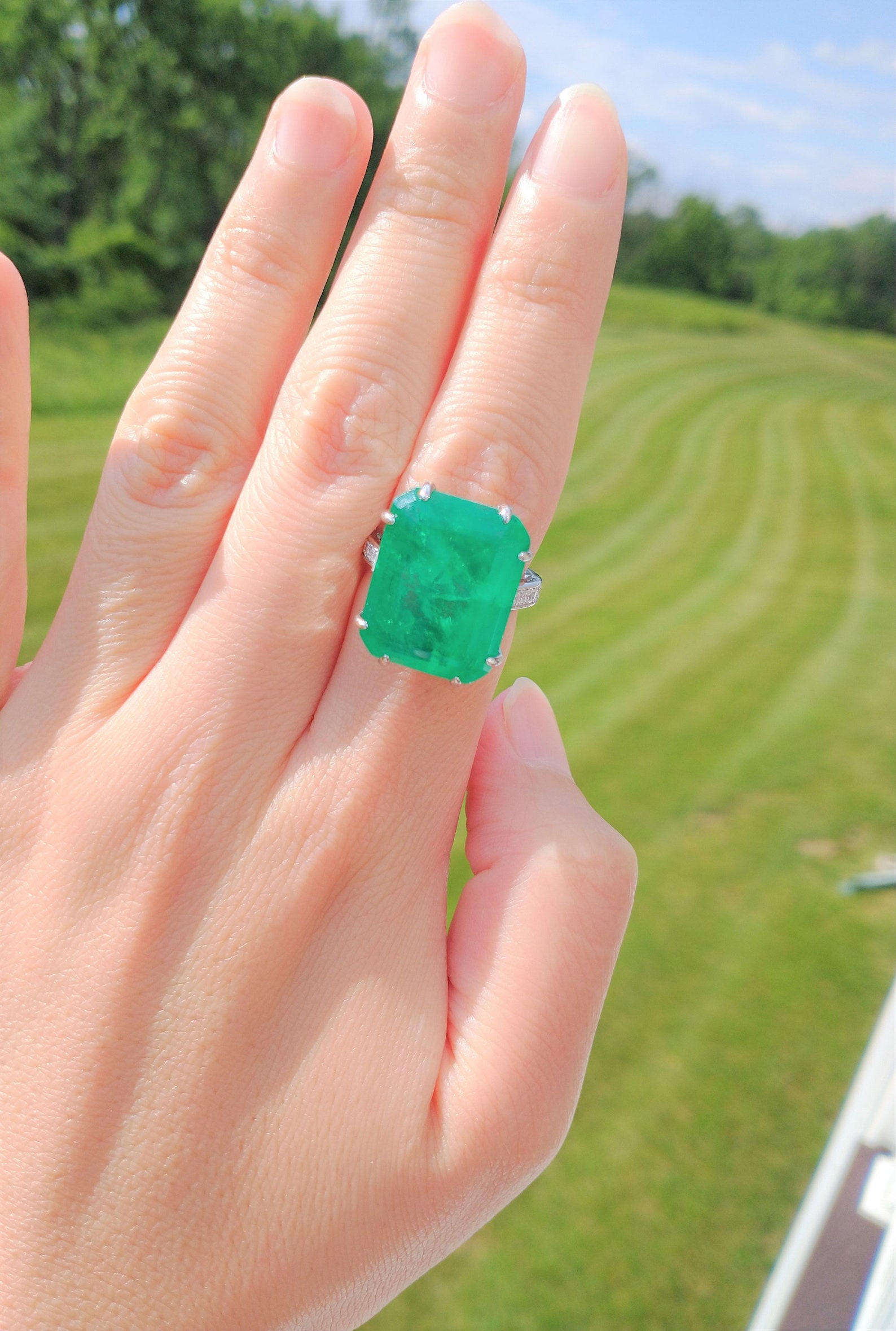 XL Green EMERALD Ring Luxury Vibrant Green Emerald Ring MAY Etsy