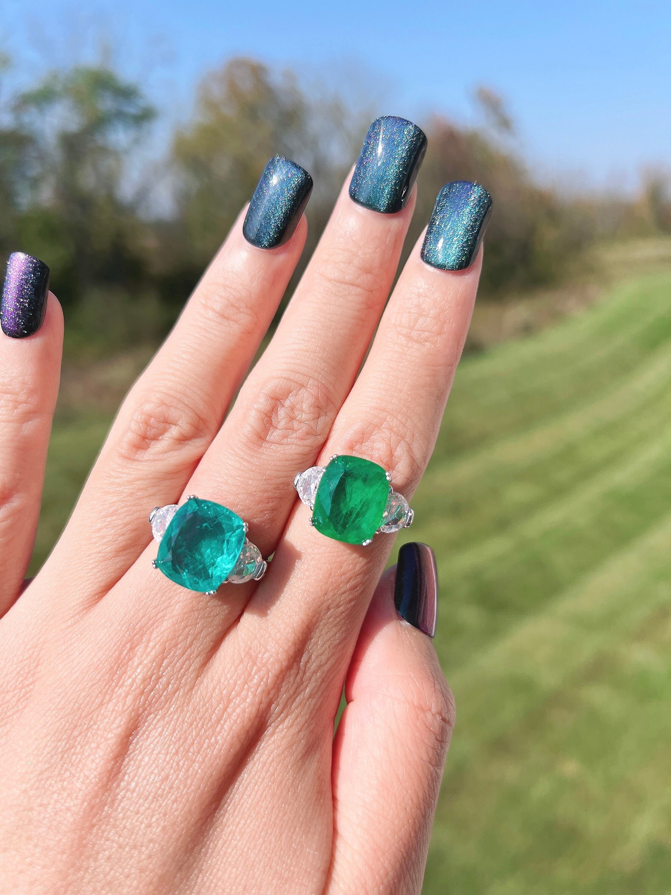Classic Three Stone Luxury Ring Vibrant Green Emerald/ Paraiba Halo Ring Aug Birthstone Emerald/Blue Paraiba Neon Glowing Ring S925 w 18KGP