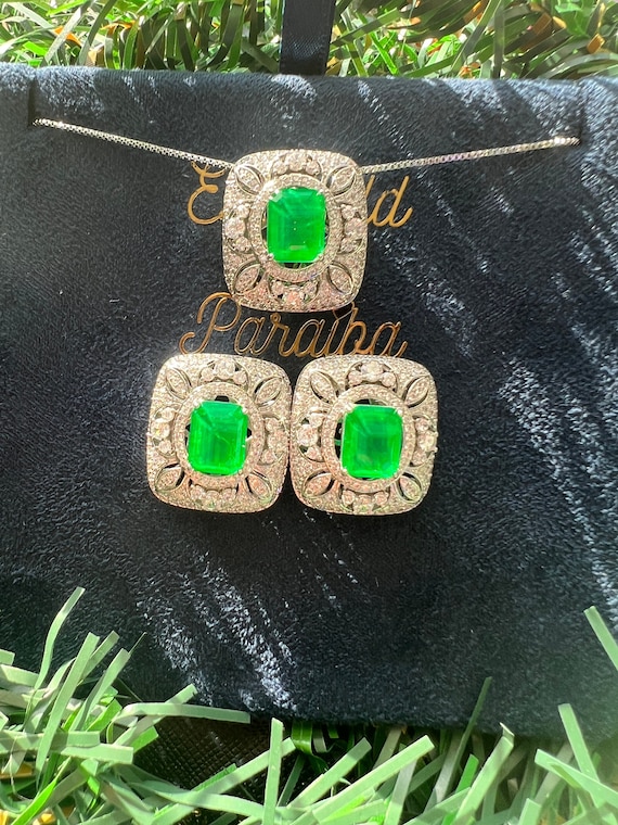 Set di gioielli con doppio alone verde SMERALDO da pezzi