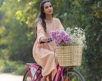 Clay Caffeine Linen Florence Midi Dress . Kantha stitches on the sleeves, loose fitting , linen summer dress . Women's clothing.