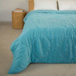 Linen Blue Quilt Blanket Bedspread, 100% Handmade and Solid Color Quilt Light weight Comforter King queen size quilt for Your Bedroom