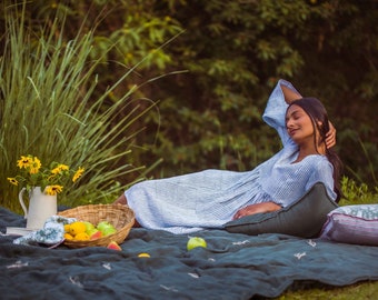 Bottle Green Linen Hand Tucked Quilt Online/ Single/ Twin XL/ Double/ Queen/ King/ Bed Sheet Set/ European Linen