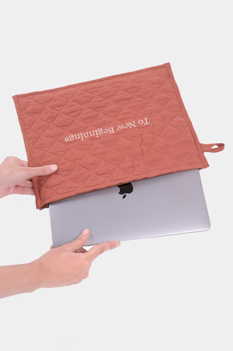 Linen MacBook Sleeve with zipper, Quilted Linen Laptop Bag, Linen Laptop Cover, Handmade Linen Bag image 7