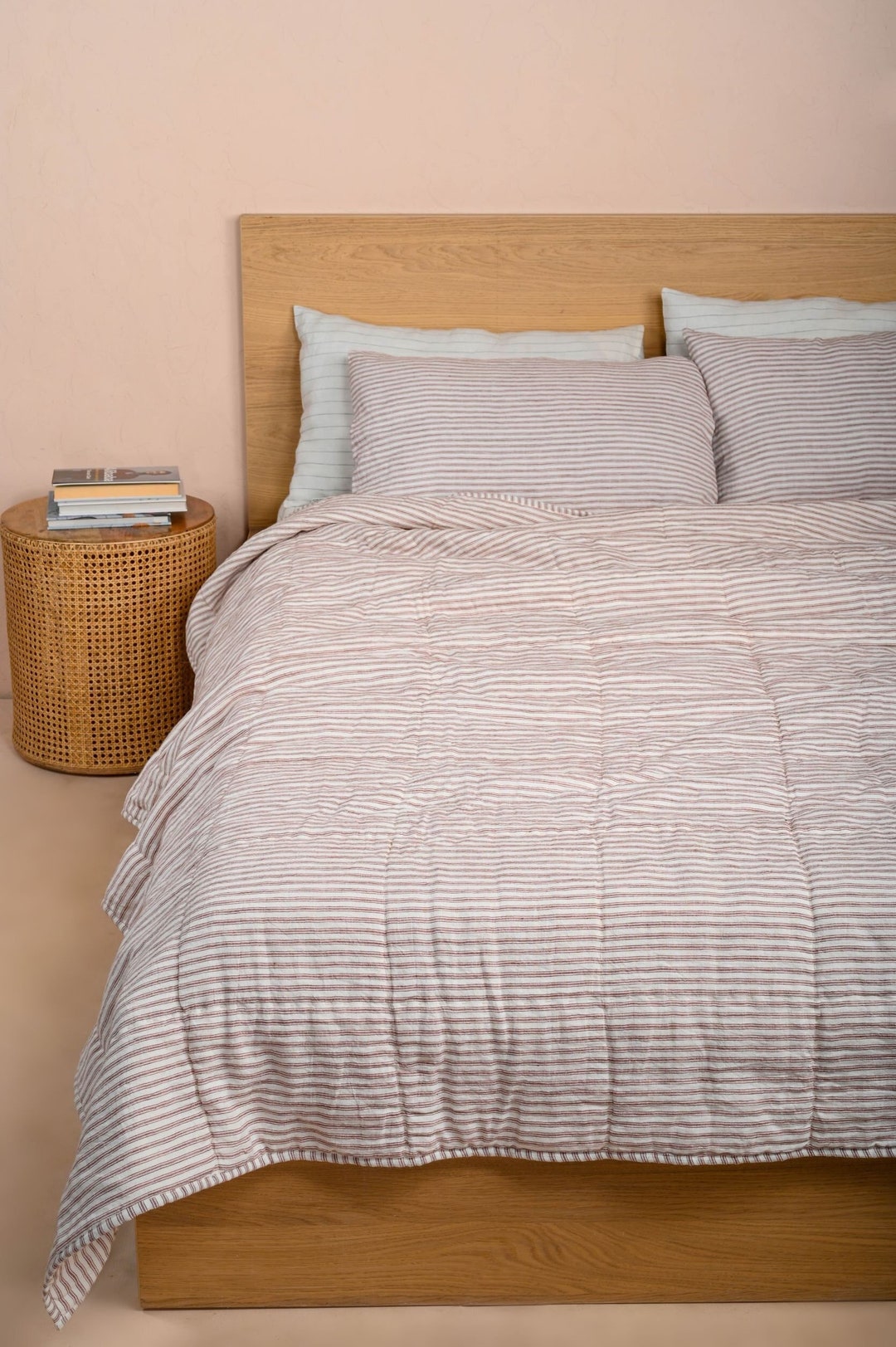 Red Stripe/ 100 Linen Handmade Cotton Quilt/ Light Weight Comforter