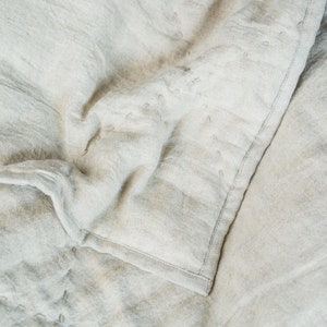 Natural Linen Quilt/ Blanket Bedspread/ 100% Linen Handmade Traditional Quilt/ Light weight Comforter/ King/ Queen/ Double/ Twin Size Quilt imagem 7