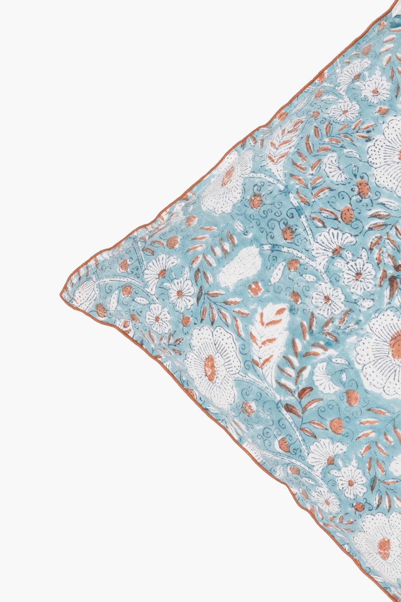 Compre Cojín/Funda de almohada de lino en línea con estampados florales en ambos lados / Color: mandarina, cualquier tamaño está disponible / Lino europeo imagen 4