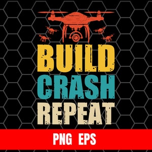 Puede incluir: Un gráfico de estilo retro con un dron y el texto "BUILD CRASH REPEAT" en letras coloridas y desgastadas. El fondo es un patrón de panal negro.