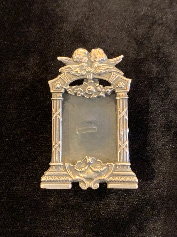 Vintage Picture Frame Pin