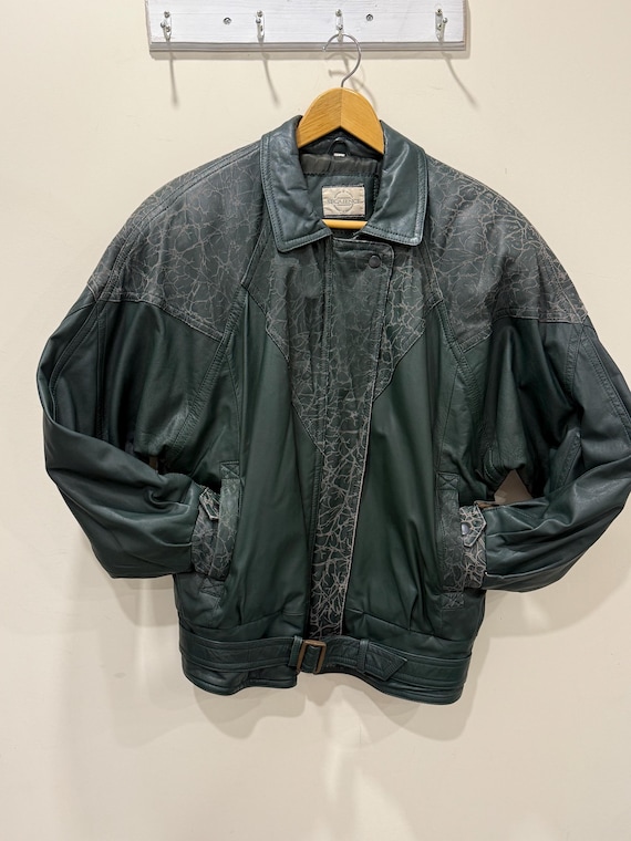 1980s Hunter Green Leather Jacket with Crackle/Squiggly Lines Pattern