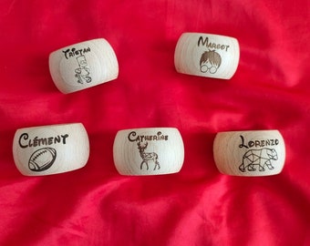 Personalized wooden napkin ring. Personalized wooden ring Wedding, Mother's Day, Father's Day, gift, birthday, tableware.