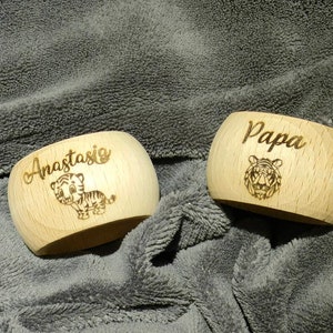 Servilletero de madera personalizado. Anillo de madera personalizado Boda, Día de la Madre, Día del Padre, regalo, cumpleaños, vajilla. imagen 2