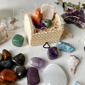 Mini Healing Mystery Crystal Bamboo Chest image 1