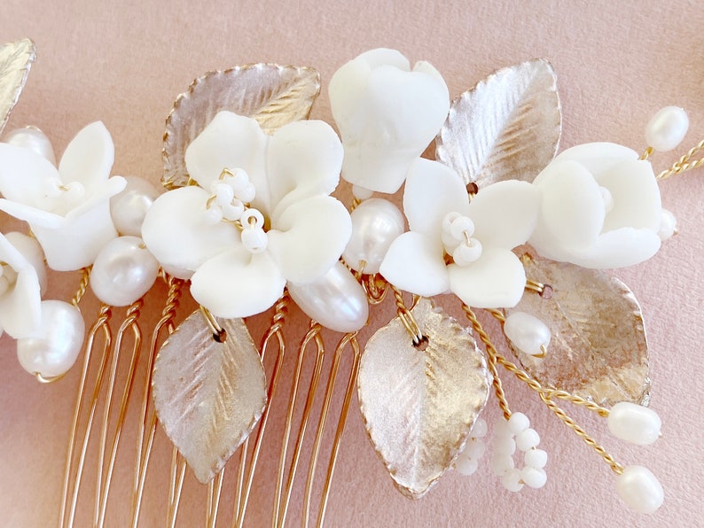 Peigne à cheveux de mariée, bijoux de cheveux de mariée avec fleurs et perles, or, rose, blanc, bijoux de mariée pour mariage, bijoux de cheveux mariée, bijoux de mariée image 2