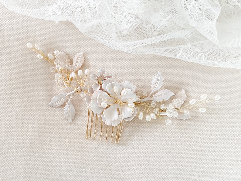 Braut Haarkamm Hochzeit, Brauthaarschmuck Kamm gold, Blumen und Perlen, Hochzeitsschmuck, Haarteil, Steckkamm, Blüten, rosa weiß gold Frisur Bild 6