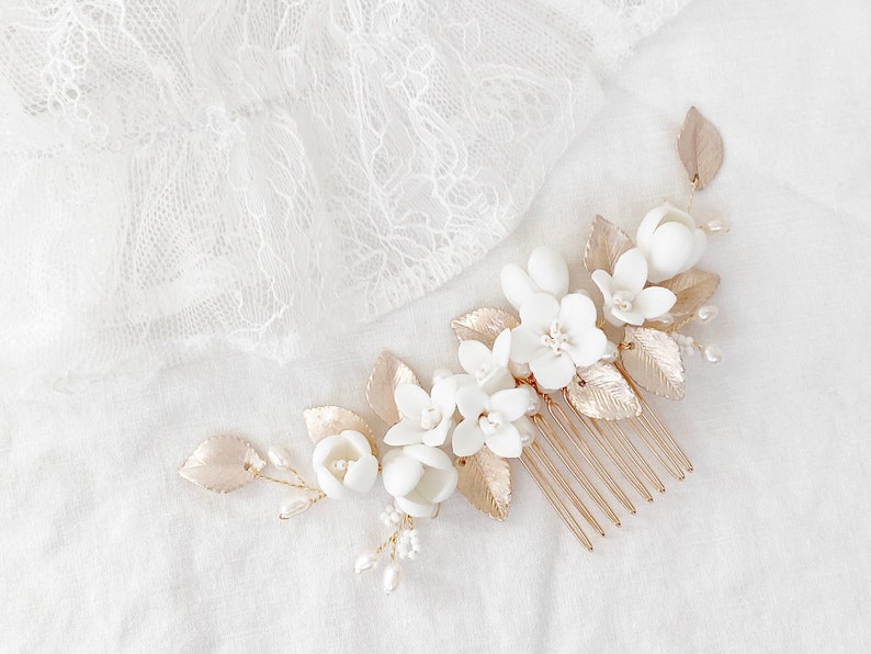 Bridal hair comb, bridal hair jewelry with flowers and pearls, gold, pink, white, bridal jewelry for wedding, hair jewelry bride, bridal jewelry image 6