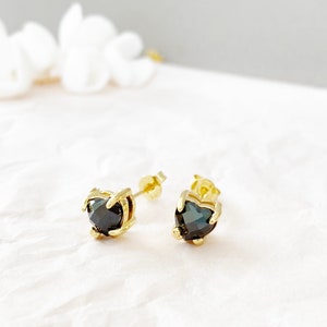 Stud earrings with hearts made of agate, earrings made of silver 925 gold-plated, Mother's Day gift image 8