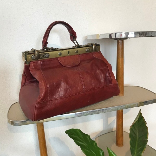 Sac de transport petite sacoche de médecin de la marque "L'Amica borse" en cuir marron vintage