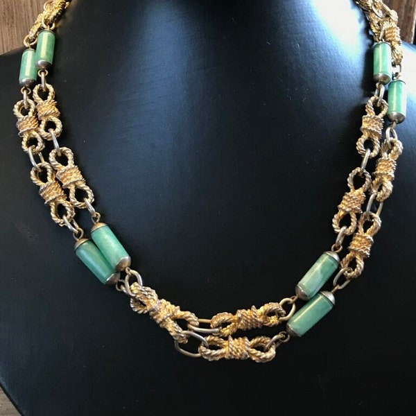 Noble vintage necklace from Guy Laroche Paris with green jade stones