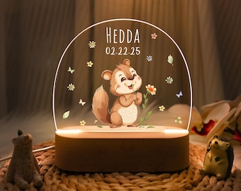 Personalised Cute Squirrel Night Light, Baby Bedroom Night Light with Name Date, Newborn Gift,Baby Gift,Nursery Decor, Christening Gift