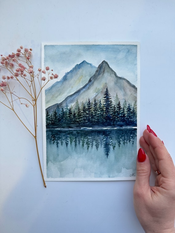 オリジナル水彩画：森の湖の絵画：ティールマウンテンの風景画（6x8