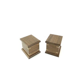 Small Cremation Urn | Shared Urn | Tiny Urn for Ashes | Wooden Cremation Urn |USA Made Urns | Mini Urns | Mini Keepsake Wooden Cremation Urn