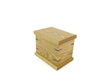 Red Oak Child Urn For Ashes| Infant Cremation Urn | Baby Urn for Ashes | Baby Cremation Memorial | Wooden Urn for Human Ashes | Infant Loss