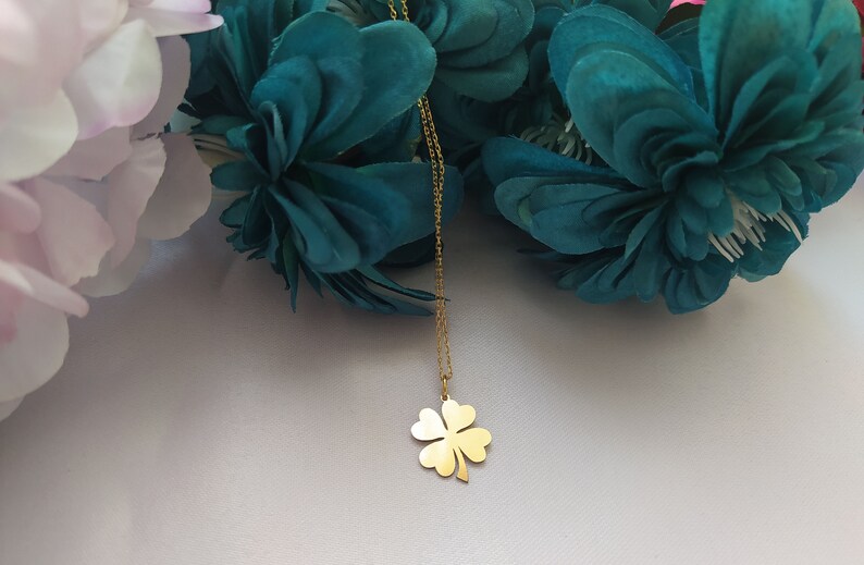 14K Solid Gold Four Leaf Clover Necklace 4 Leaf Clover Etsy