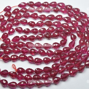 Perle di quarzo corindone rosa: forma a goccia sfaccettata, filo da 8 pollici