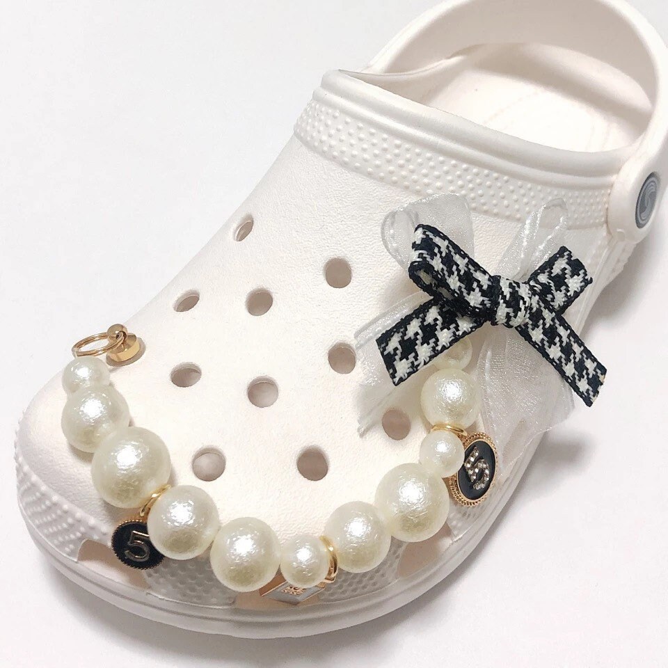Luxury Phoenix DIY Croc Charms Designer Elegant Pearl Chain Shoes