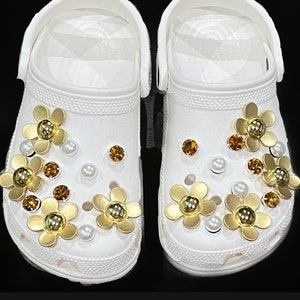 Crocs Charm GOLD Daisy Floral / Pearl / Diamond (12pcs / 24pcs) Shoe Decoration Accessories for Girls and Adult Women