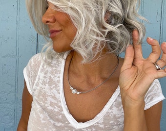 Wigs Short white silver grey curly Wig silver curls Heat Resistant, rooted wig, Lace Natural Hair blonde wig, shoulder length white wig