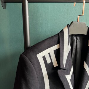 WHITE COTTON CROPPED HAND-PAINTED BLAZER WITH RIBBONS
