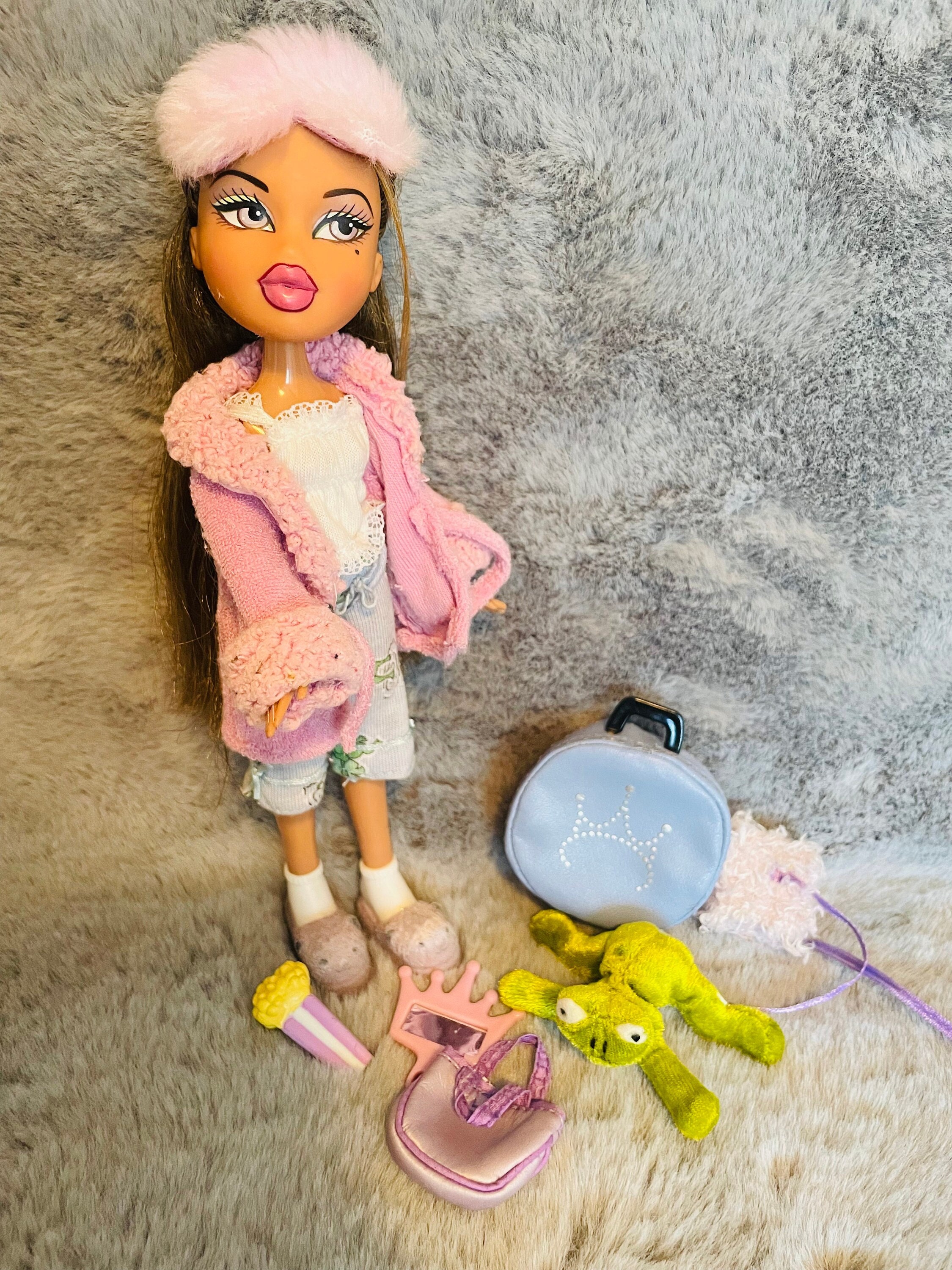 Bratz Doll Slumber Party Yasmin -  Canada