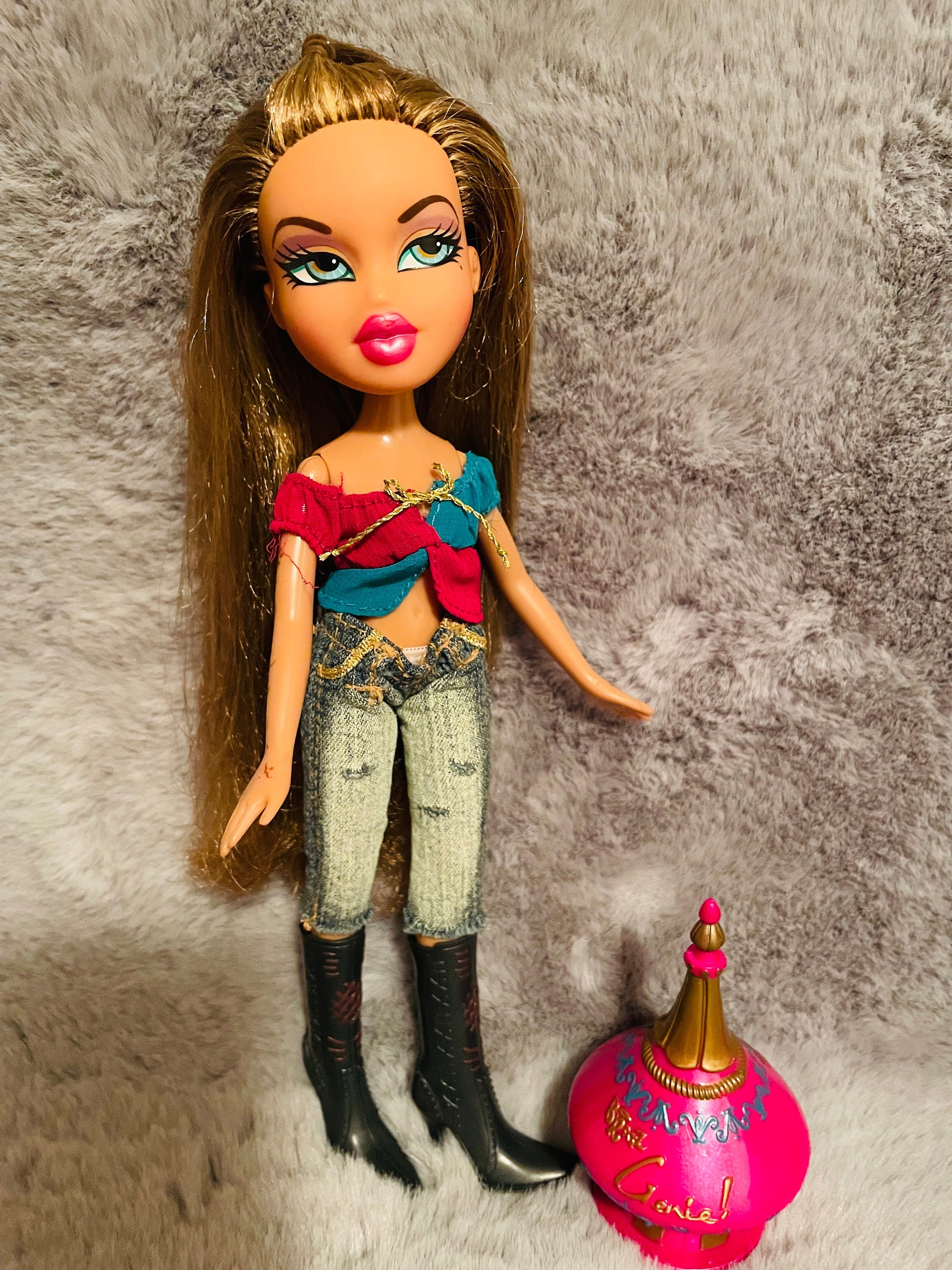 Bratz Genie Magic Sasha - Dolls & Accessories