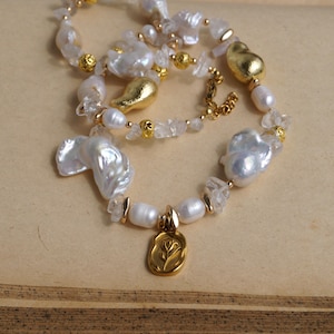 Chunky baroque pearl necklace, necklace for women, statement beaded quartz and pearl necklace, classic and elegant, handmade gift for her