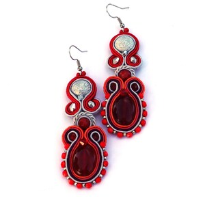 Crystal earrings soutache, red dangle soutache earrings, handmade jewelry, handmade red  and gray soutache earrings, fringe beaded earrings