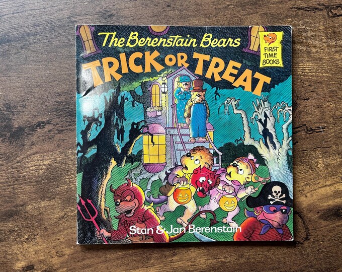 The Berenstain Bears Trick or Treat Vintage Softcover Book A First Time ...