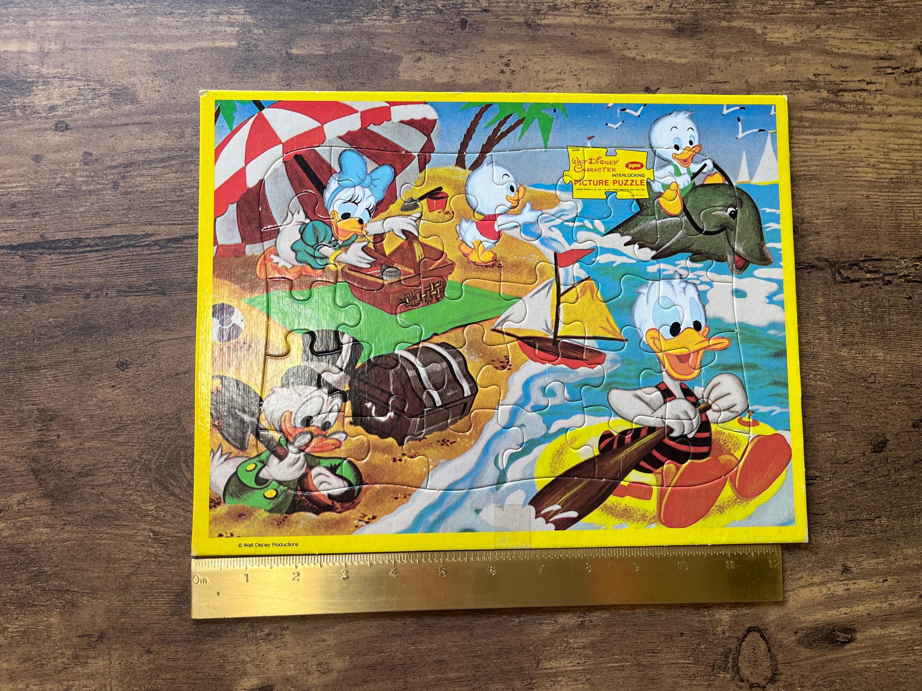 Walt Disney Character Jaymar Interlocking Picture Puzzle in a Tray