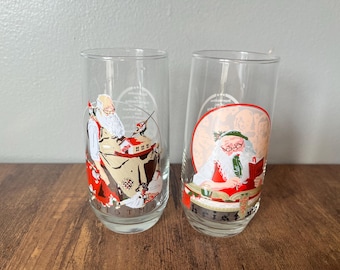 Vasos vintage de Coca-Cola con Papá Noel y la imagen de Norman Rockwell