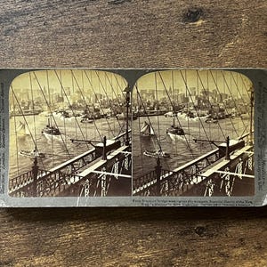 Carte de stéréoscope Underwood et Underwood vintage à l'ouest du pont de Brooklyn, 1898