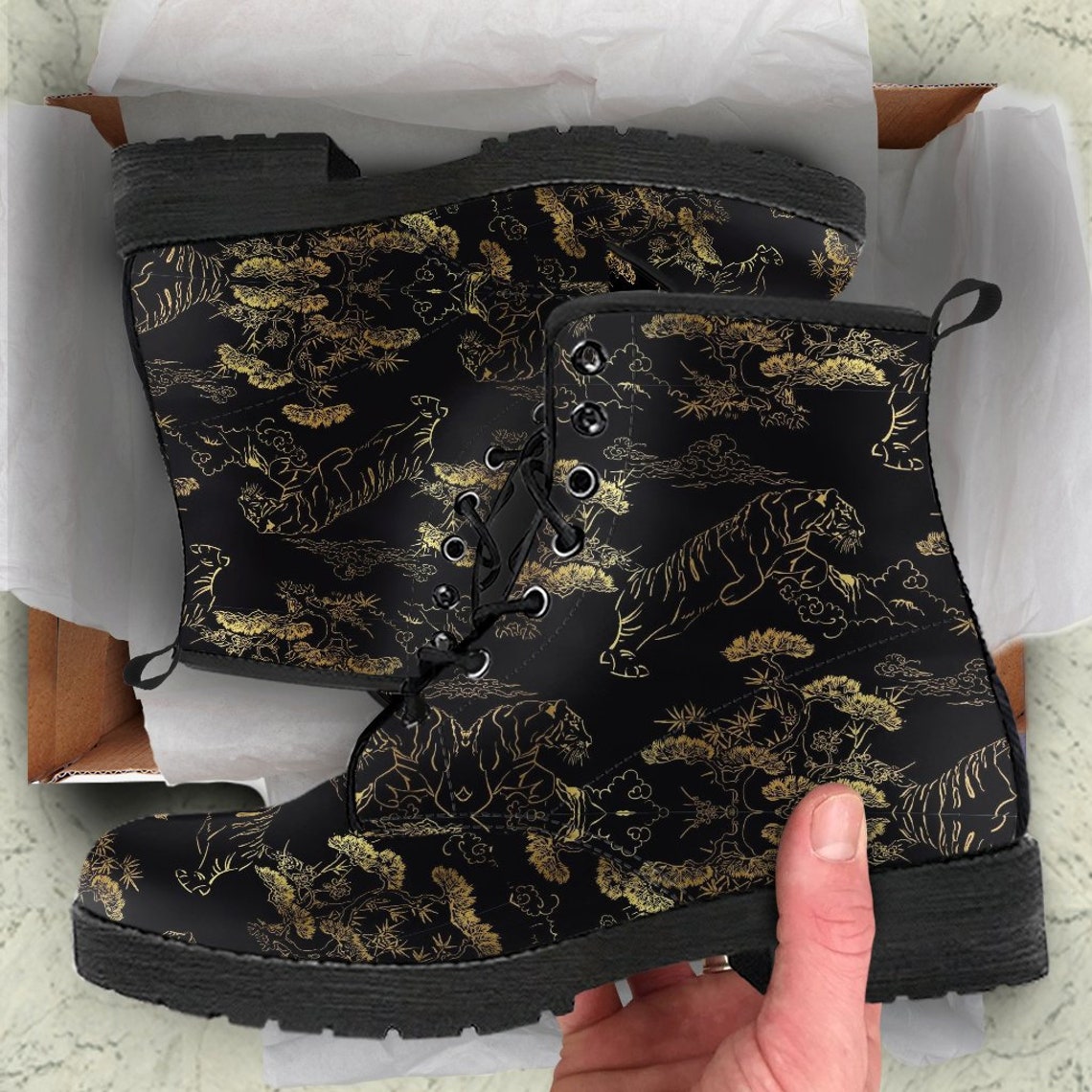 vintage foundry tiger leather boot