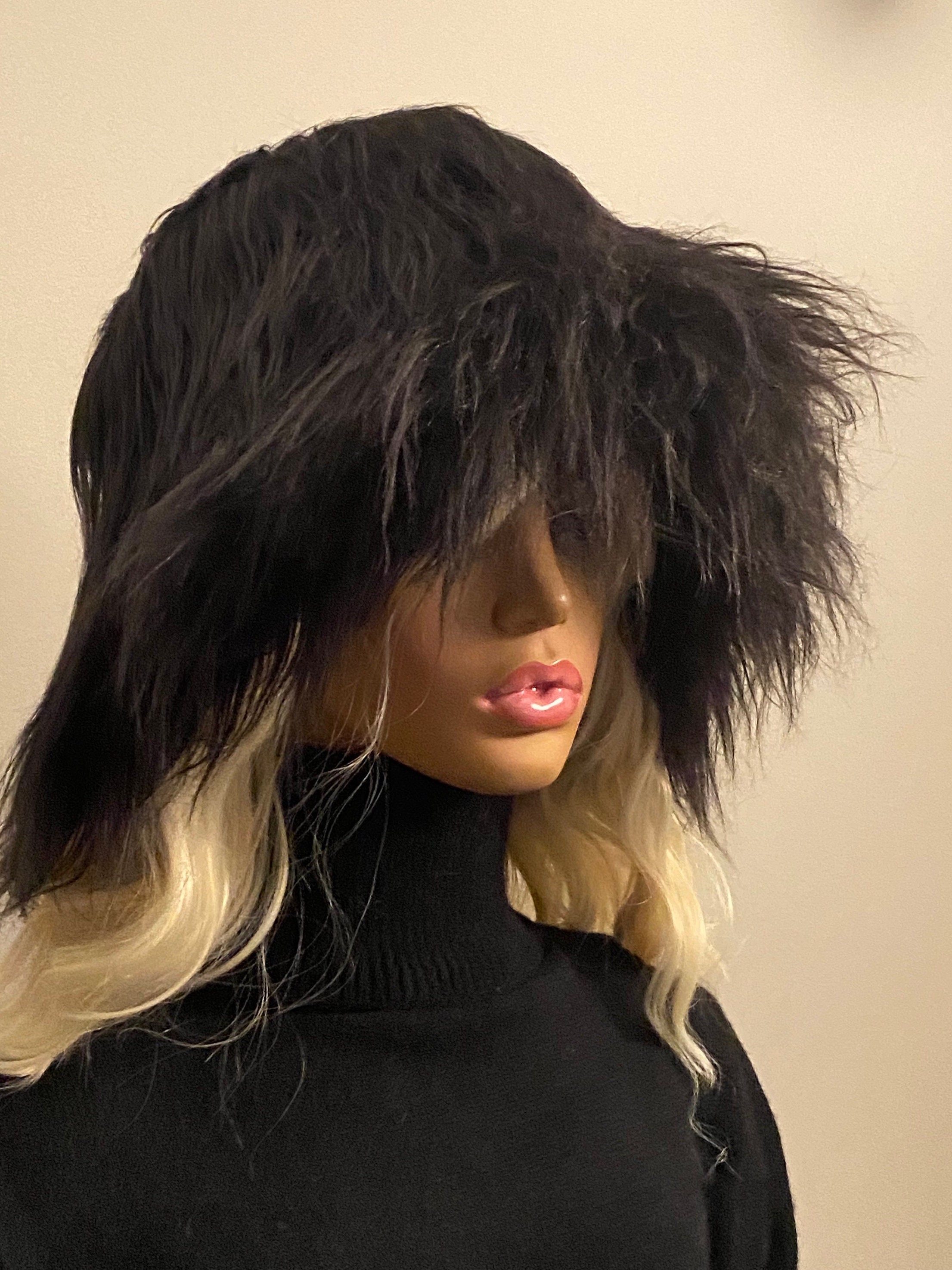BUCKET HAT IN BLACK FOX FUR 404752