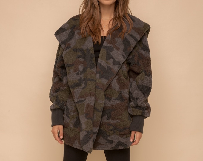 Camo Sherpa Jacket, Fleece Jacket, Women's Sherpa Jacket, Cozy and Soft