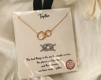 18K Gold Best together with Memories Short necklace with linked circles charm