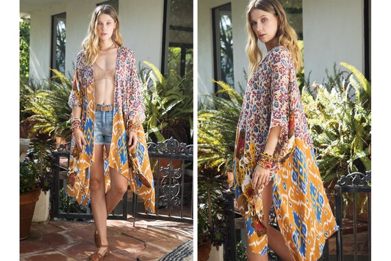 Lightweight Beautiful Floral Beach Kimono, Bohemian Beach cover up, Boho Kaftan, Kimono Duster Jacket