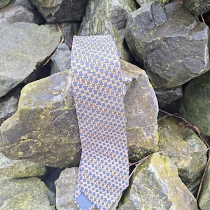 Hermes 100 % Silk Tie timeless Parisian Luxury (with Box)